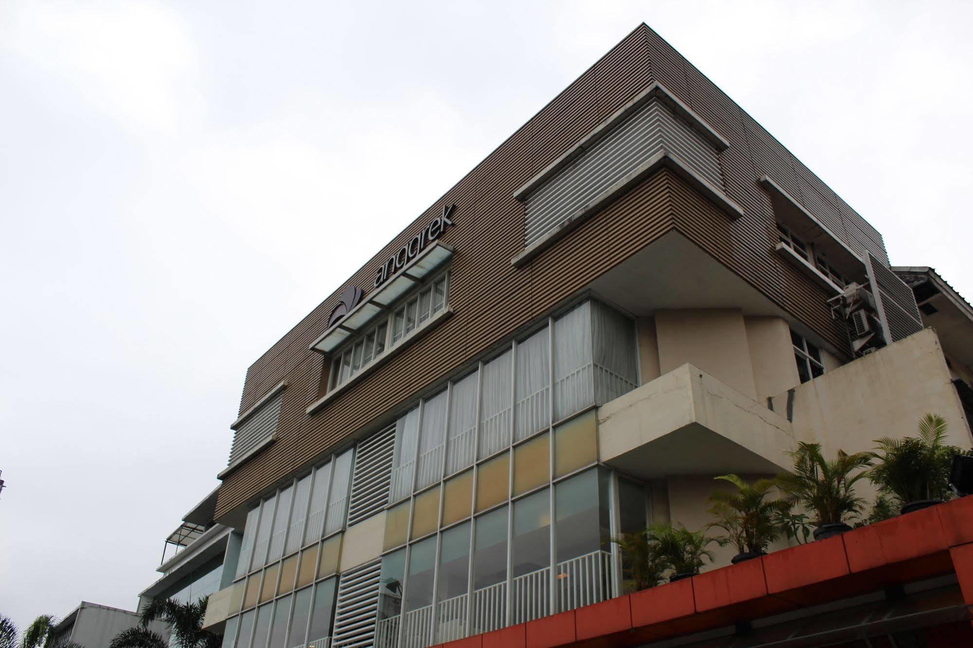 Anggrek Shopping Hotel Bandung Bagian luar foto